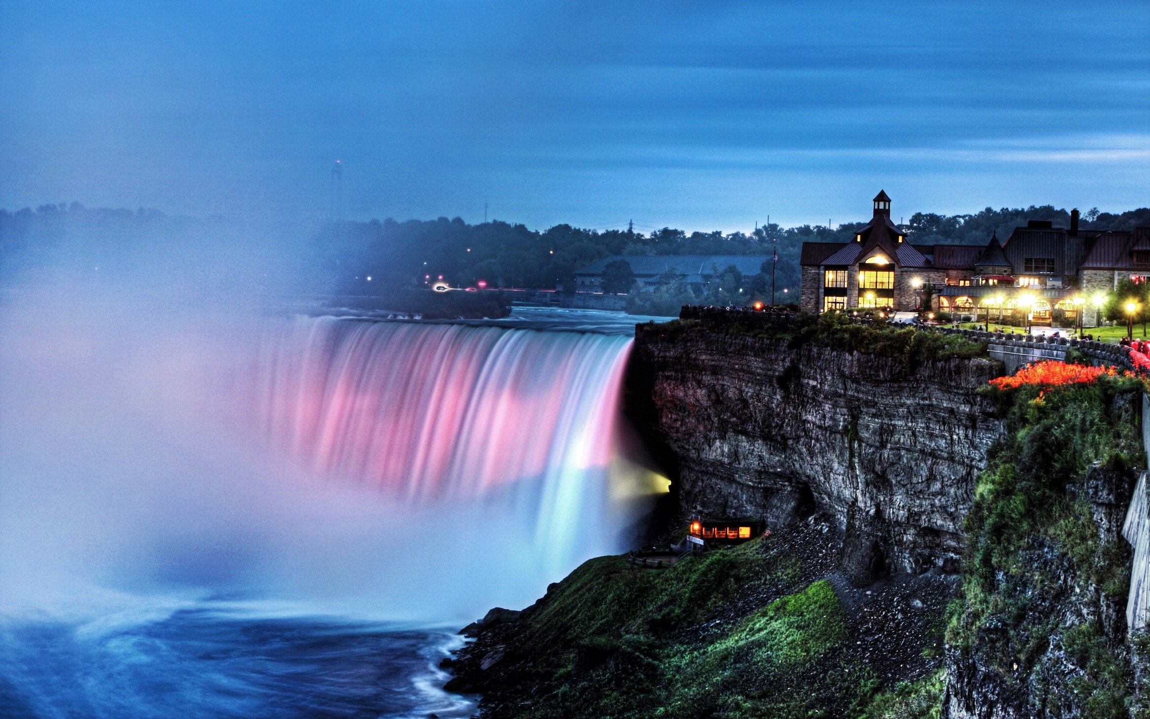 Fun Things to Do in Niagara Falls at Night